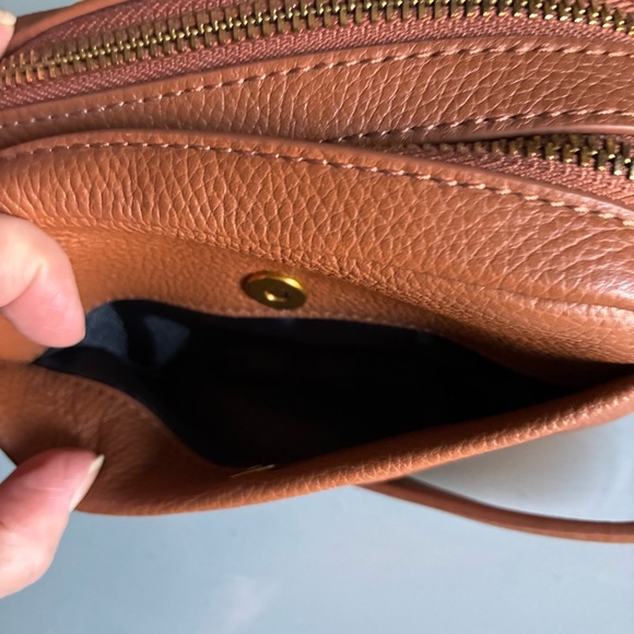 Etienne Aigner Mini Leather Crossbody Camera Bag - Picture 4 of 9